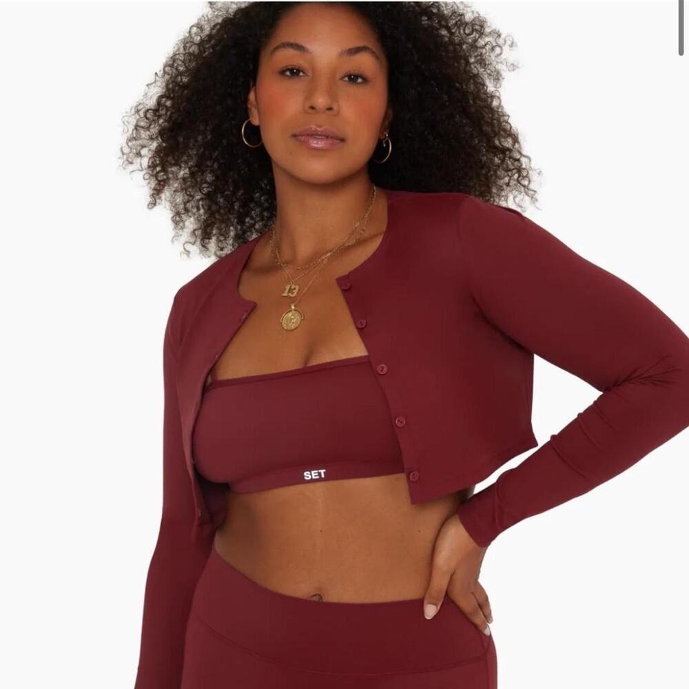 SET ACTIVE Burgundy Cropped Button Cardigan Size M